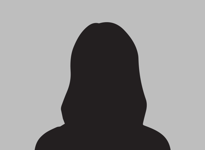 Portrait of Dr Jennifer Kerr